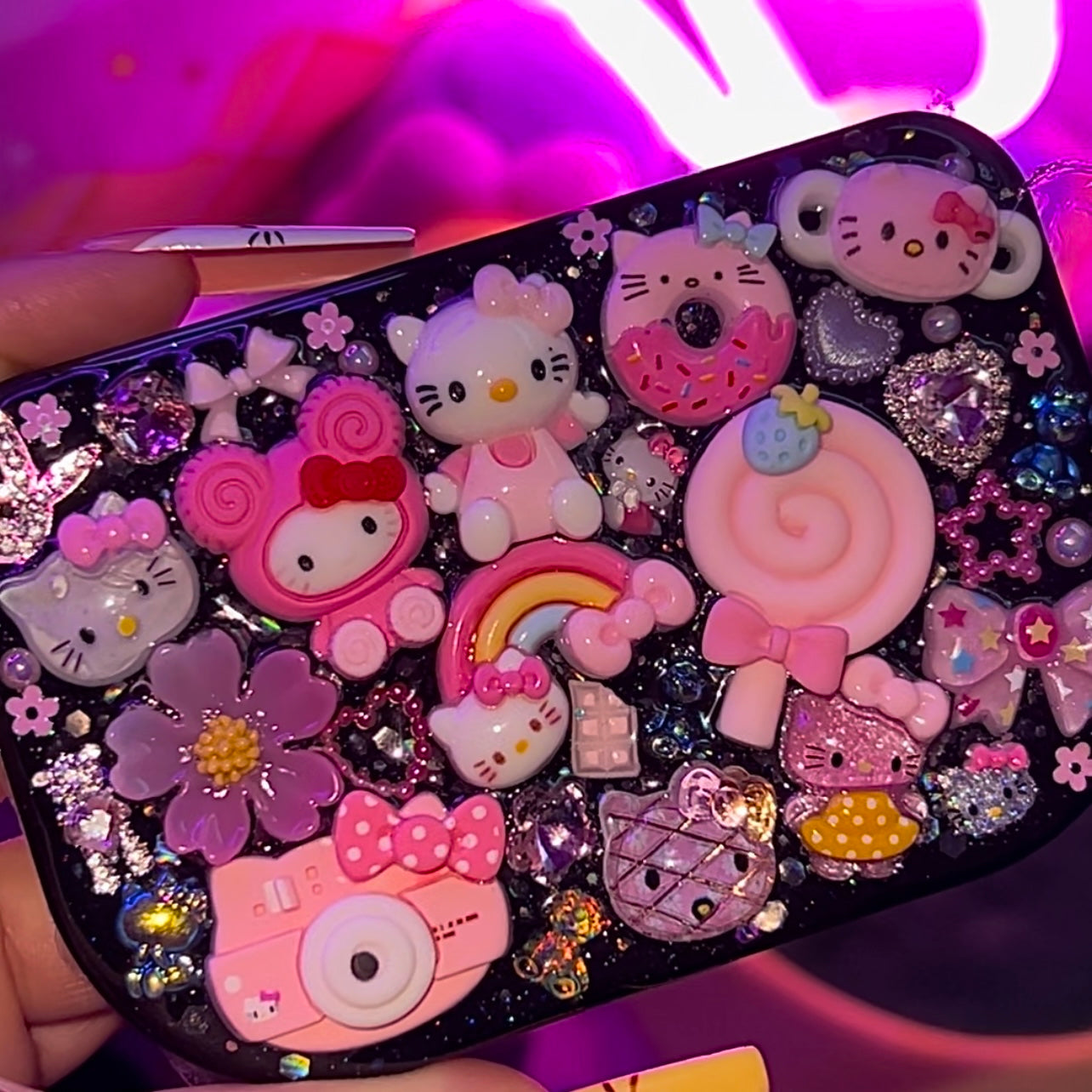 HELLO KITTY LASH CASE